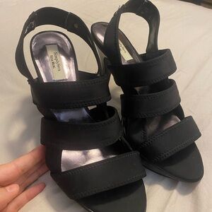 Simply Vera Vera wang heels